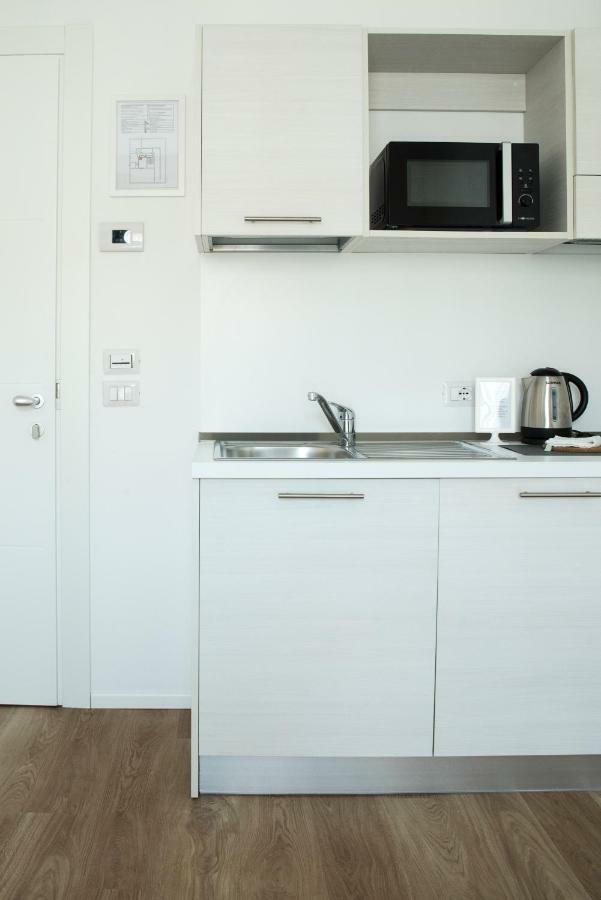 Hotel Houston Suites Rimini Exterior photo